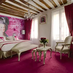 Boutique Konfidentiel 4*, Parigi Francia